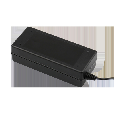24v Desktoptype EN61558 van de machtsadapter Goedkeuring voor venster-Schoonmakende Machine wordt gebruikt die